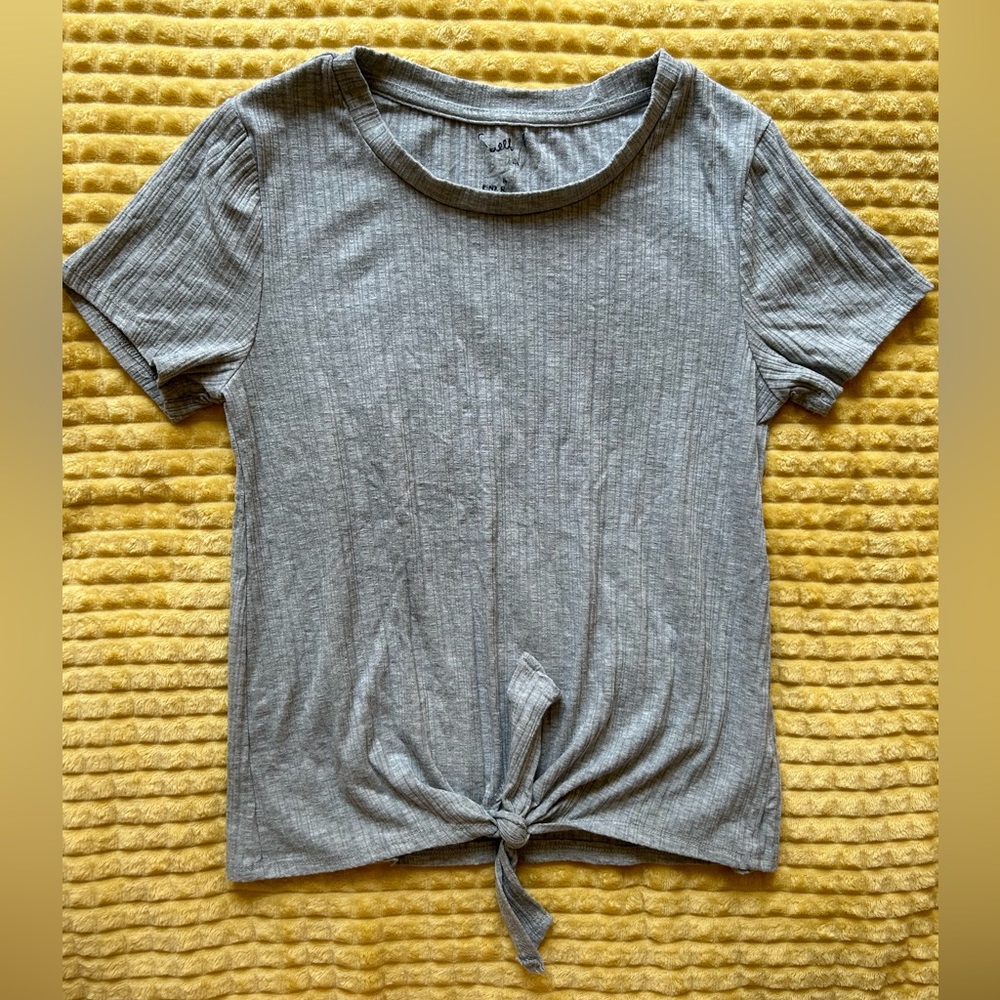 grey size small pink rose shirt with tie in front